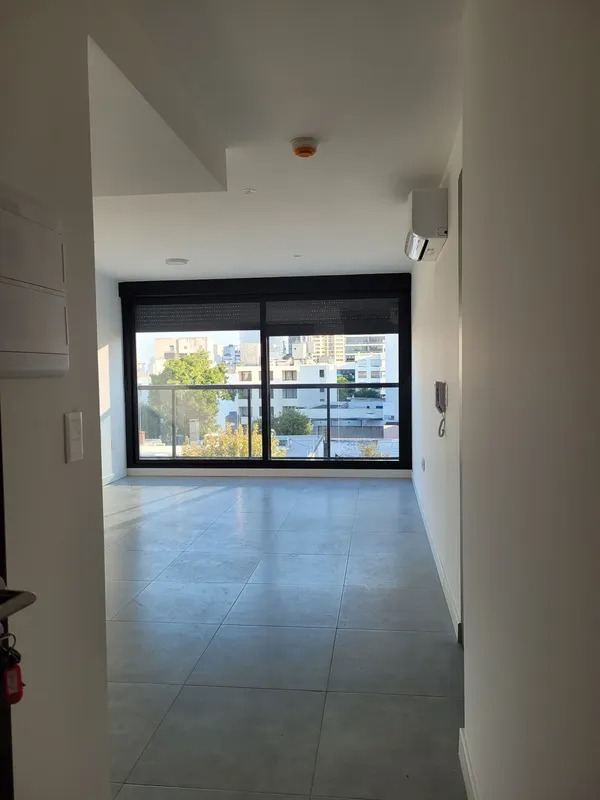  Alquiler Apartamento Monoambiente Buceo con balcon y cochera 