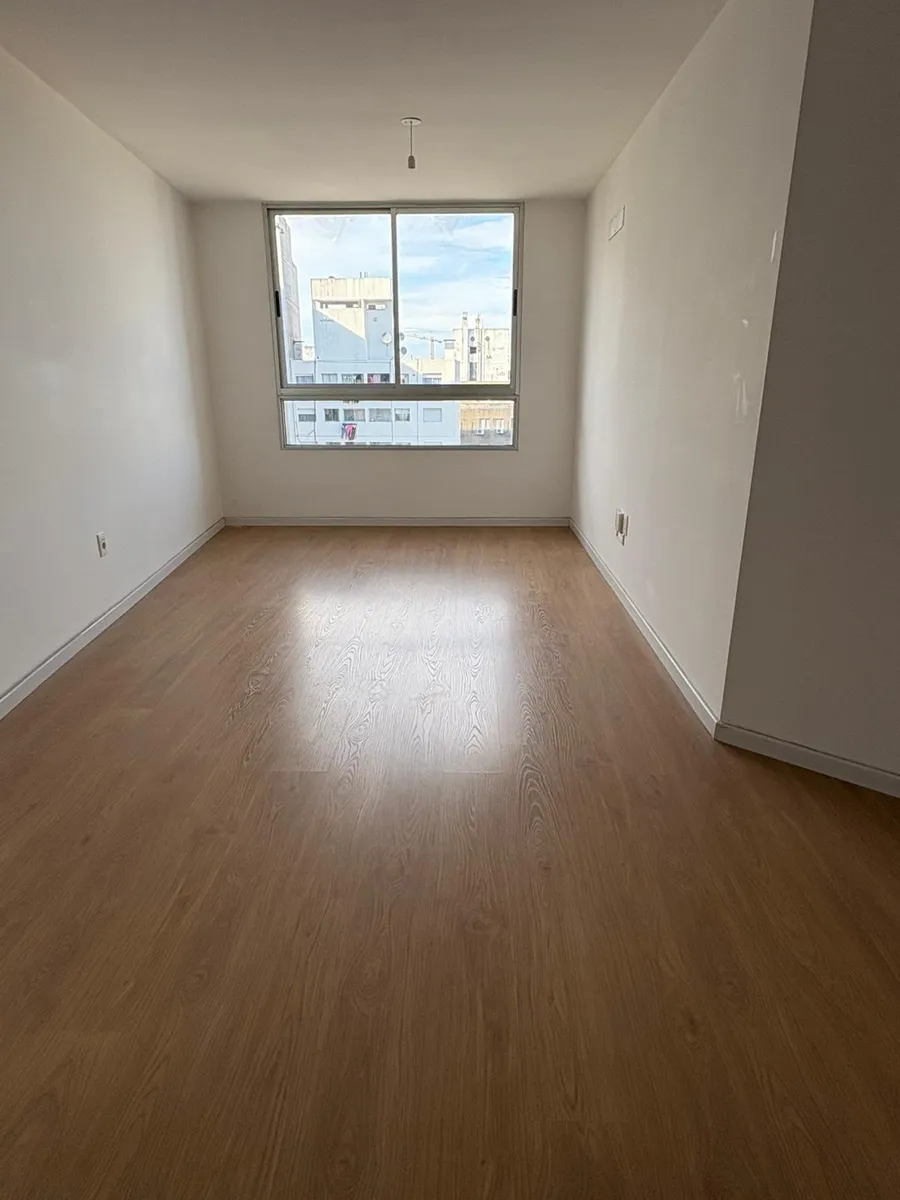  Alquiler Apartamento 1 Dormitorio Cordon con balcon