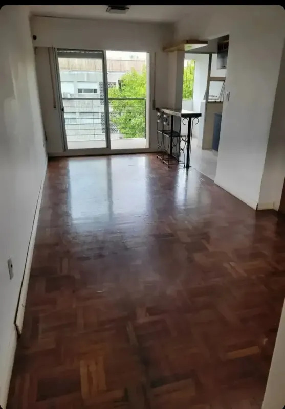  Alquiler Apartamento 2 Dormitorios Pocitos balcon y cochera