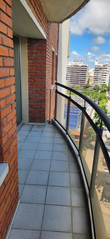  Alquiler Apartamento 1 Dormitorio Punta Carretas con balcon