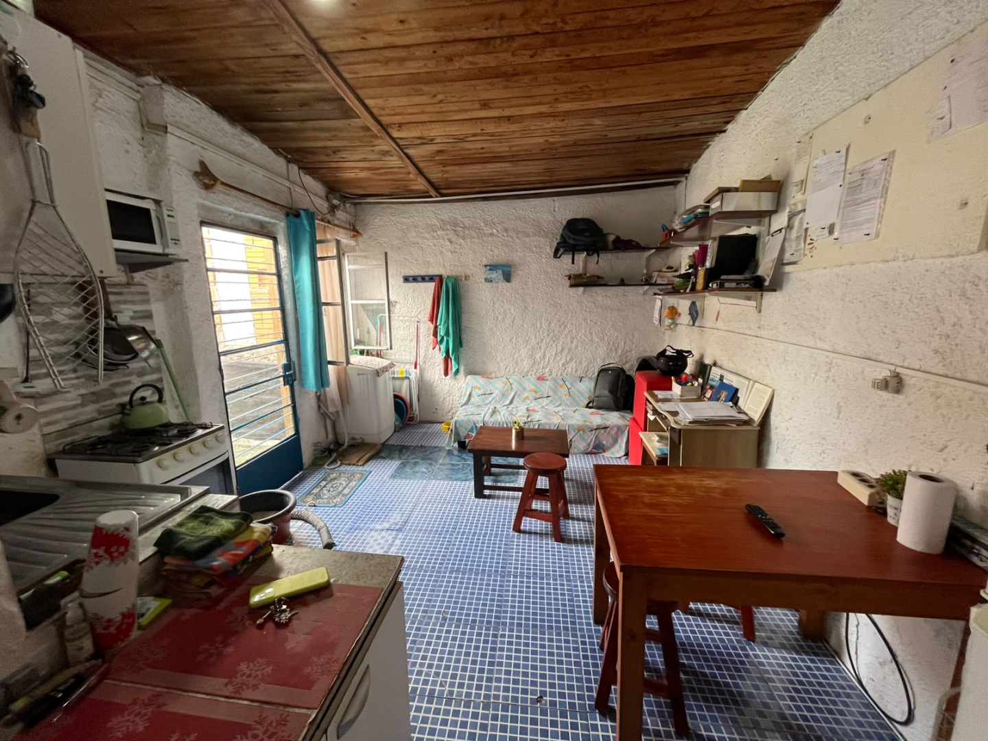  Alquiler Apartamento 1 Dormitorio La Comercial con patio