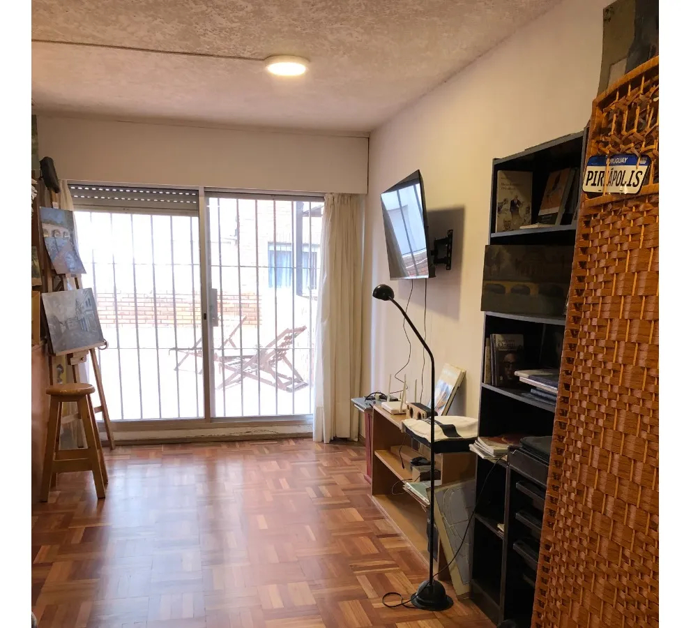  Venta Apartamento 1 Dormitorio Ciudad Vieja con terraza 