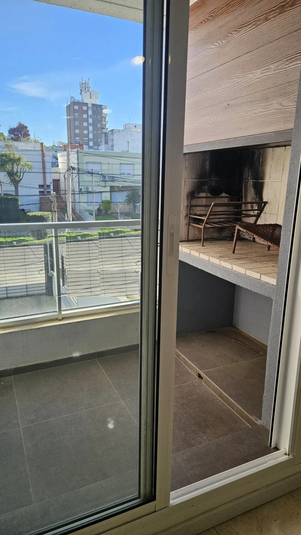  Alquiler Apartamento 1 Dormitorio Buceo  balcon y parrillero