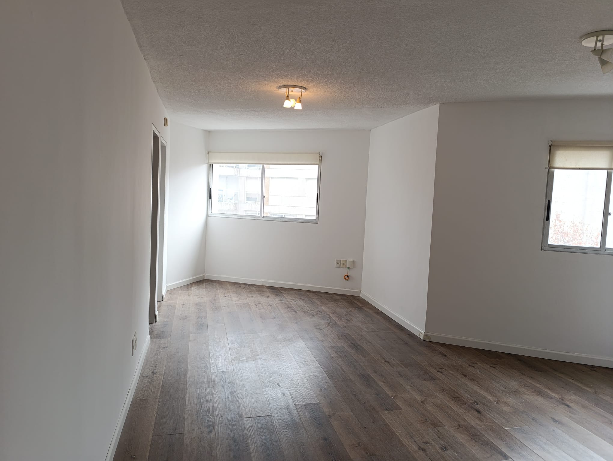  Alquiler Apartamento 1 Dormitorio Punta Carretas con cochera