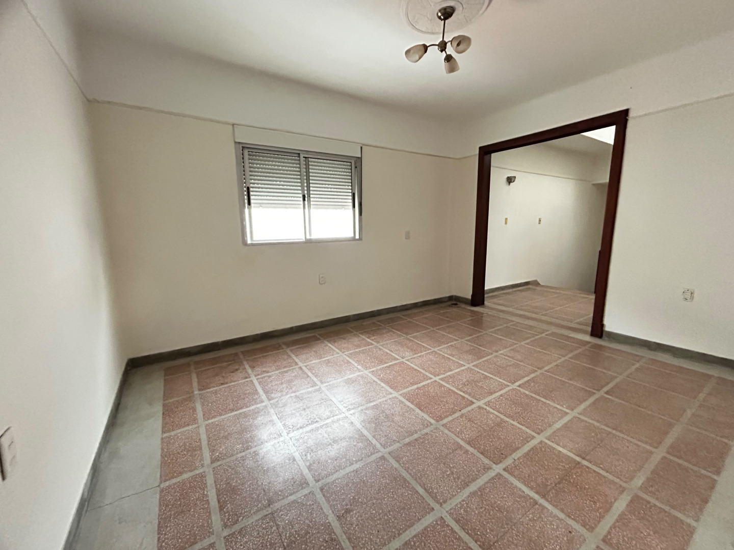  Venta Casa 4 Dormitorios Unión con balcón 