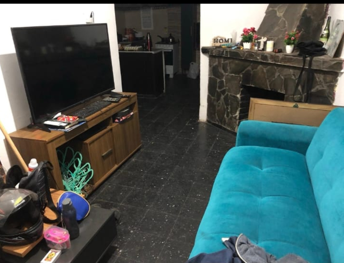  Alquiler Casa 1 Dormitorio Cerrito con patio con parrillero