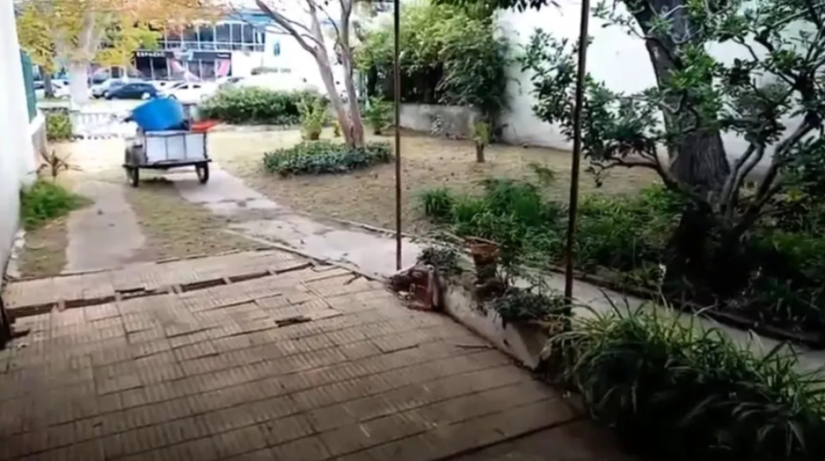  Venta Terreno con Casa a Reciclar Malvin Sur Inversion