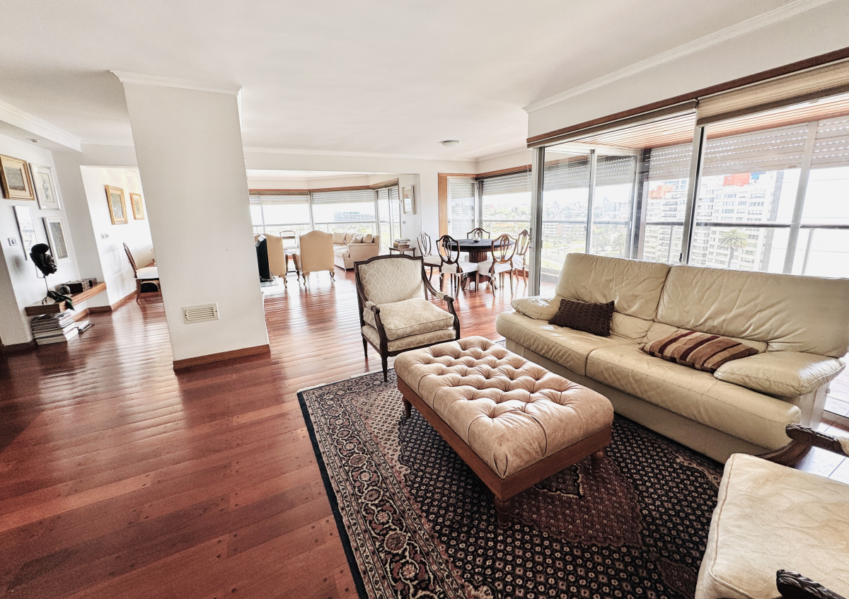  Venta gran apartamento 3 suites Puertito del Buceo