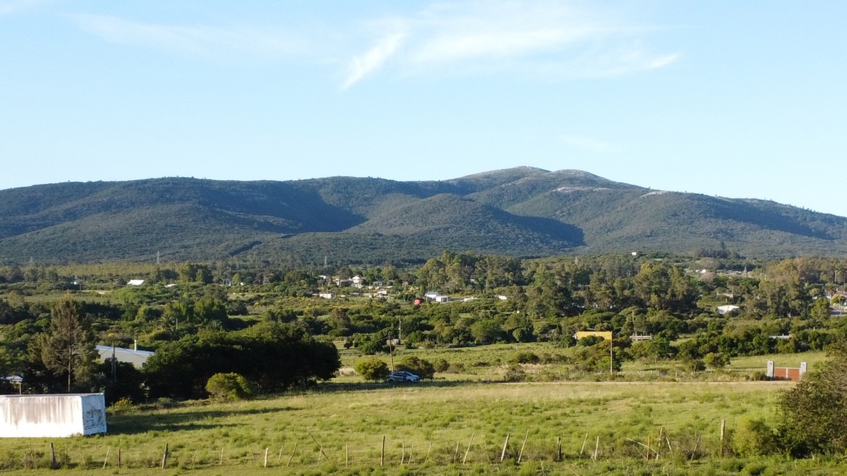  Terreno a la venta en Balneario las Flores de 560 m2