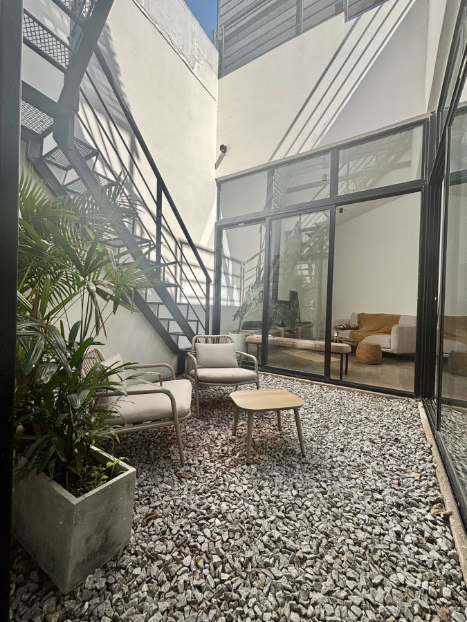  ¡RESERVADA! Venta Casa Pocitos 3 dormitorios con garage! Moderna a Estrenar!