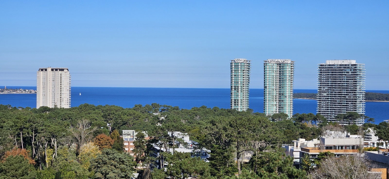  Venta apartamento en Punta del Este con amplia vista