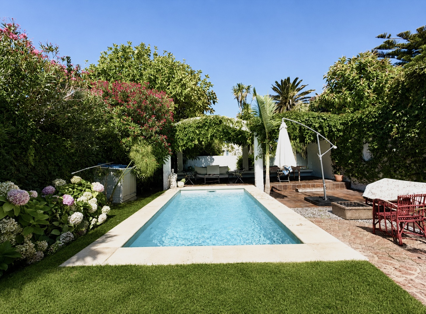  Exclusiva Casa en Venta -4 dormitorios-Peninsula Punta del Este