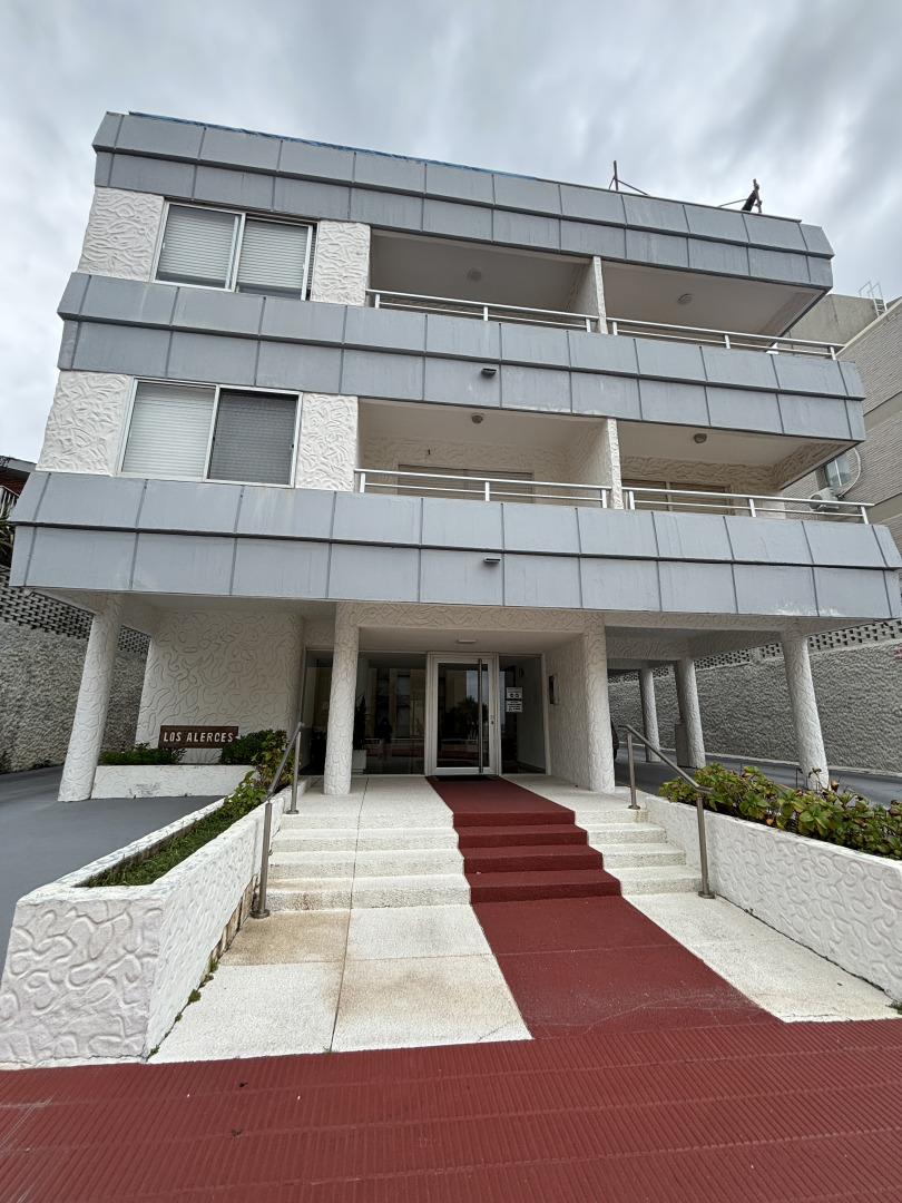  En Península con Cochera Techada, 1 y medio dormitorios