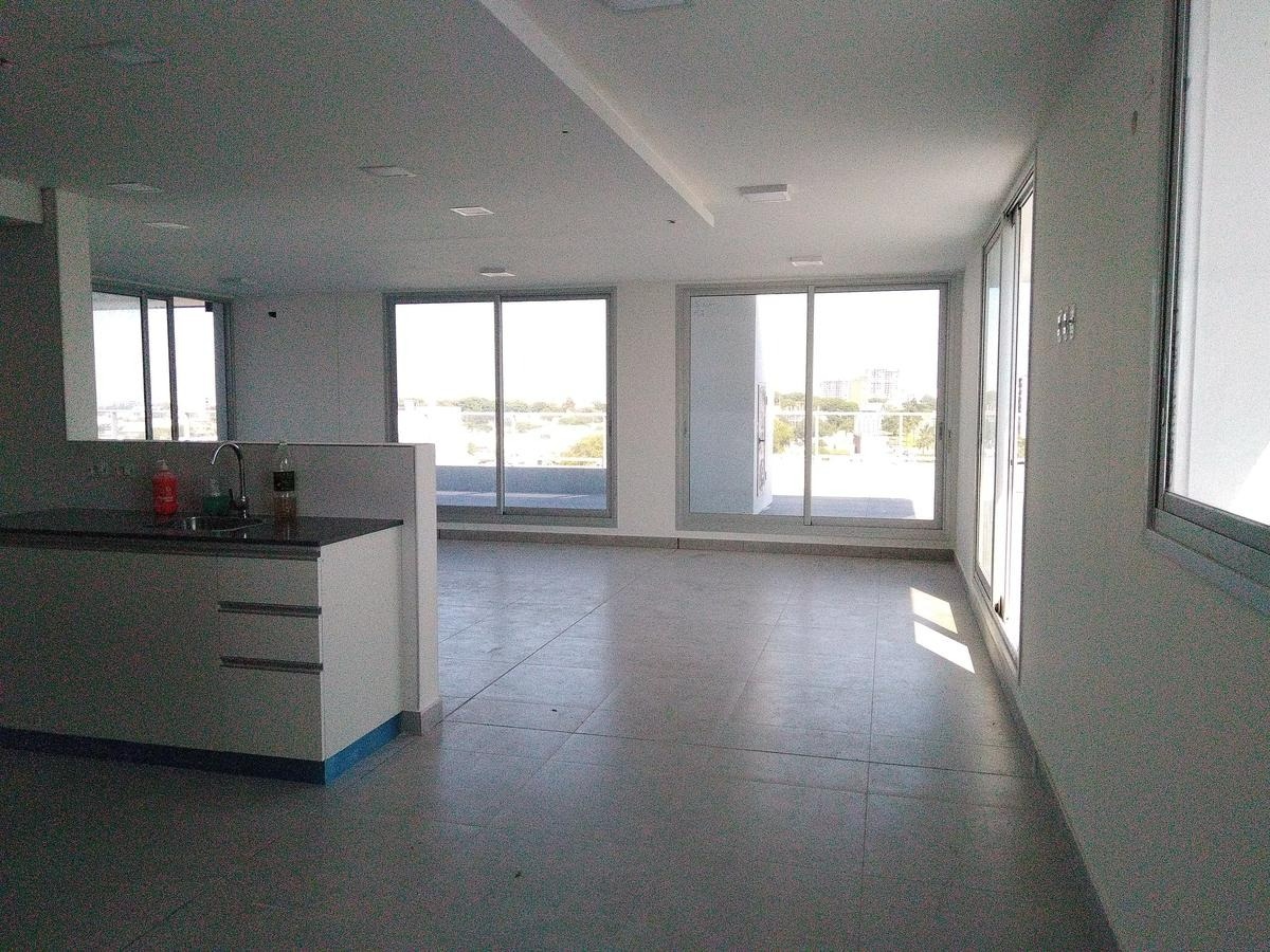  Apartamento1 dormitorio, 1 baño, balcón Malvin