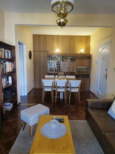  Vendo apartamento de 2 dormitorios en Villa Muñoz, Montevideo.