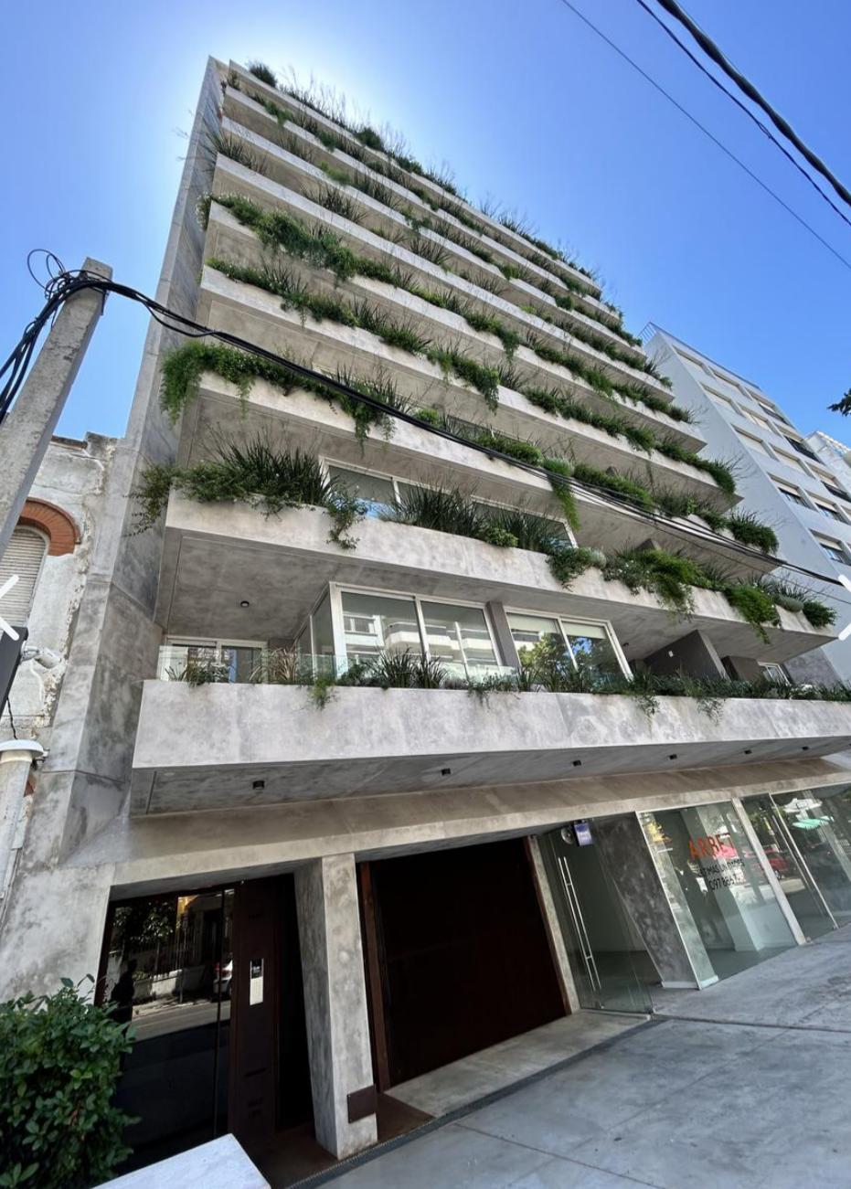  Vendo Apartamento, 2 Dormitorios, 2 Baños, Barrio Punta Carretas