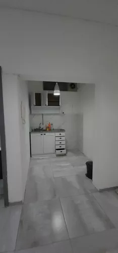  Vendo apartamento de 1 dormitorio en La Comercial, Montevideo.