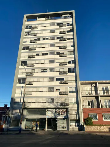  Venta Apartamento 2 Dormitorios, 1 Baño, Opción a Garage, La Blanqueada 