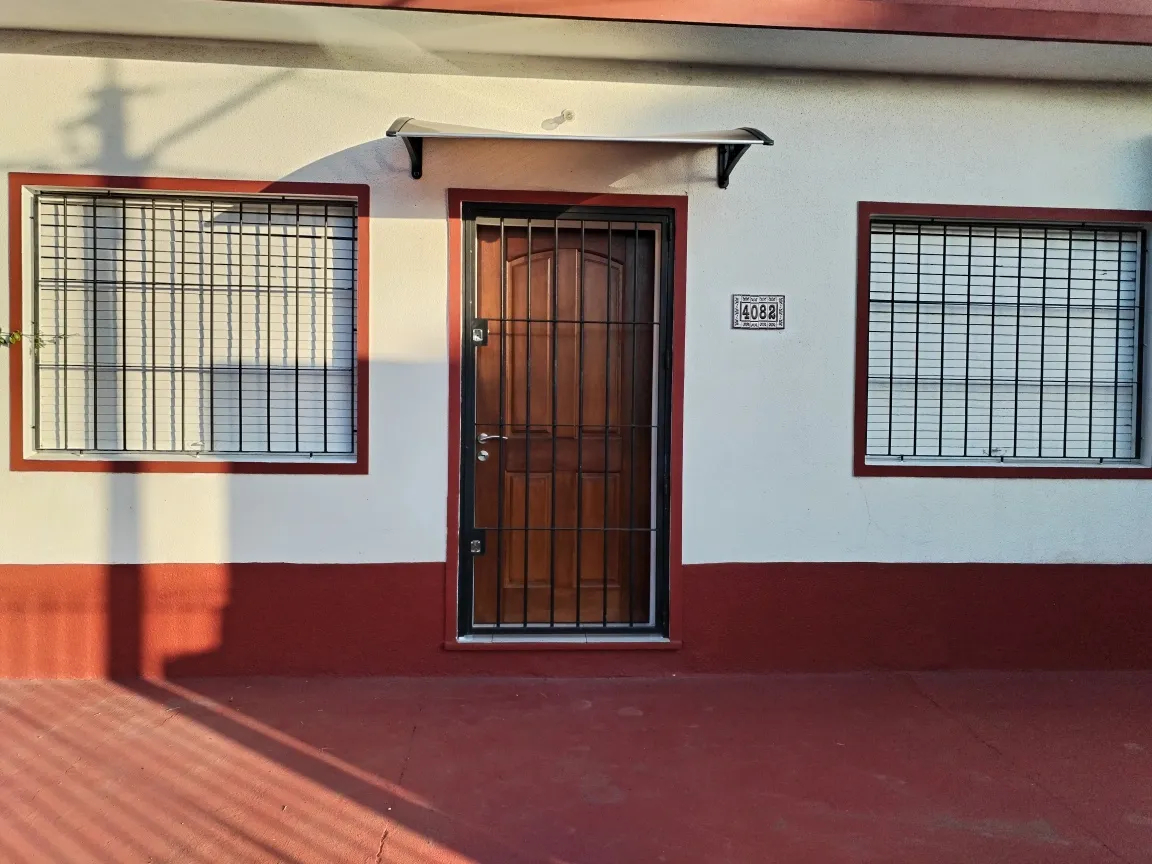  Alquilo casa 3 dormitorios Villa Española 