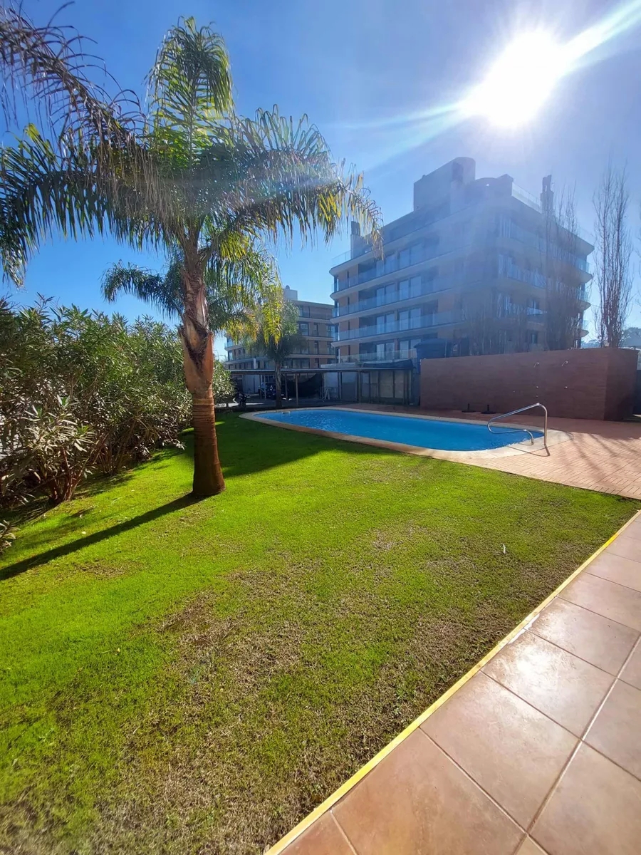  Alquiler apartamento 3 dormitorios amoblado Barra de Carrasco Ciudad de la Costa