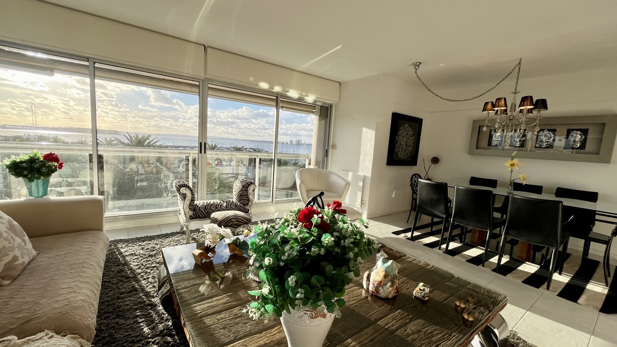  Apartamento venta 3 dormitorios Punta del Este