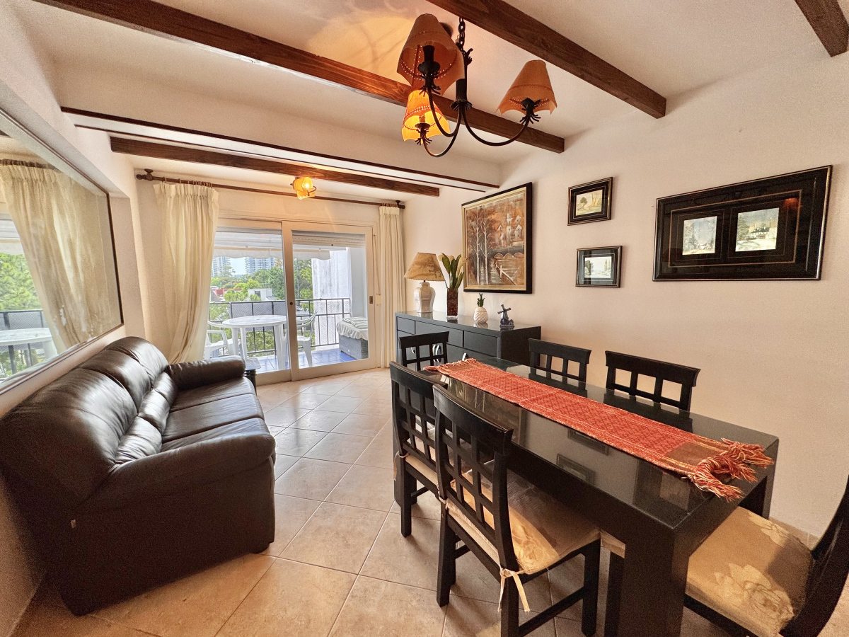  En venta apartamento en Aidy Grill, Punta del Este.
