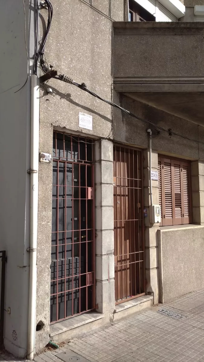  Venta PH sobre calle Garibaldi. Goes