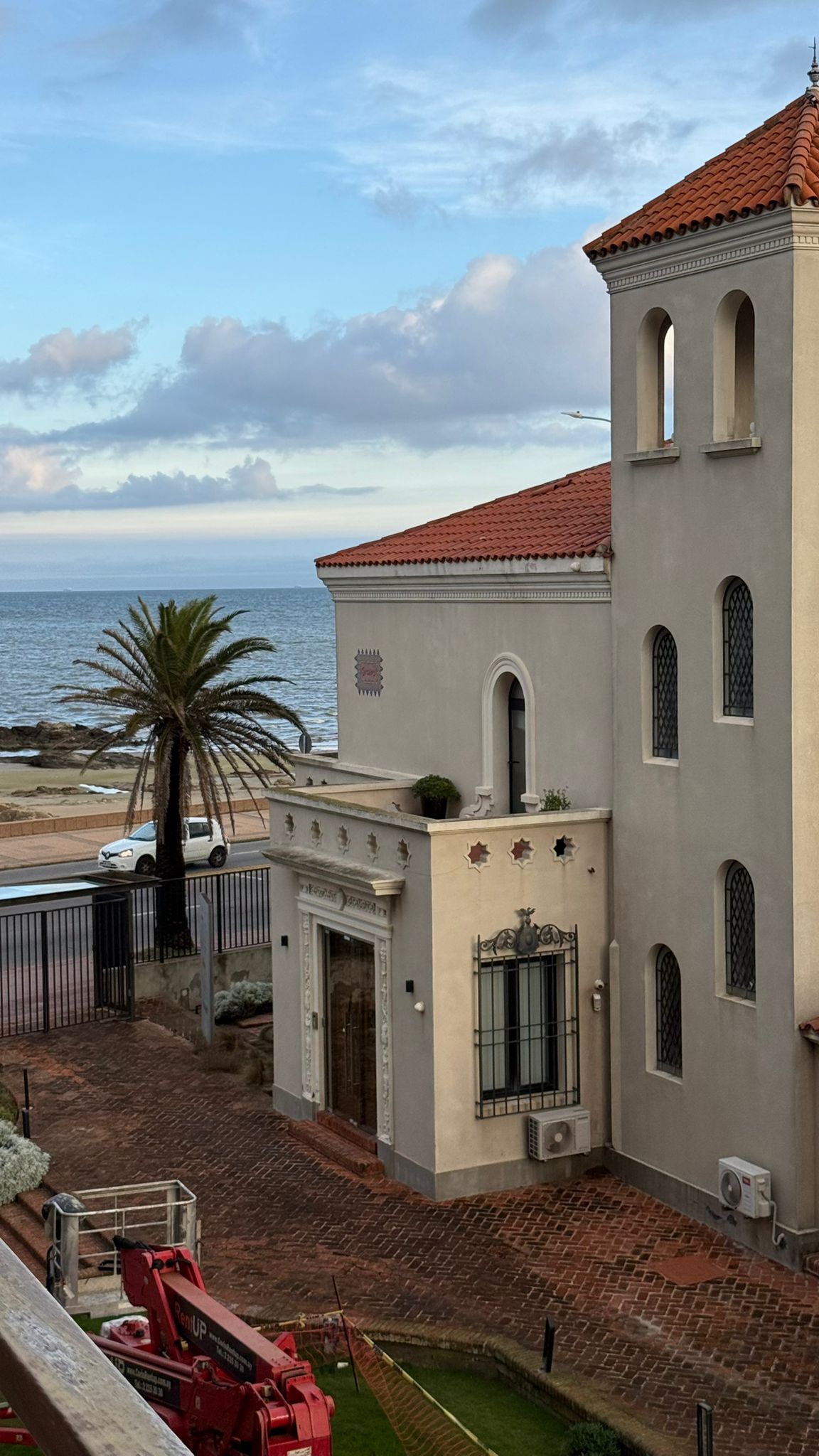  VENTA APARTAMENTO CON TERRAZA DE 78 METROS CUADRADOS Y GARAGE