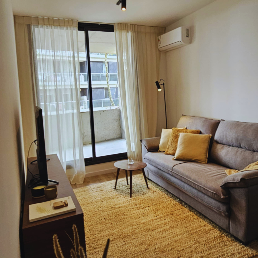  VENTA de Apartamento de UN DORMITORIO en Montevideo, Barrio Centro