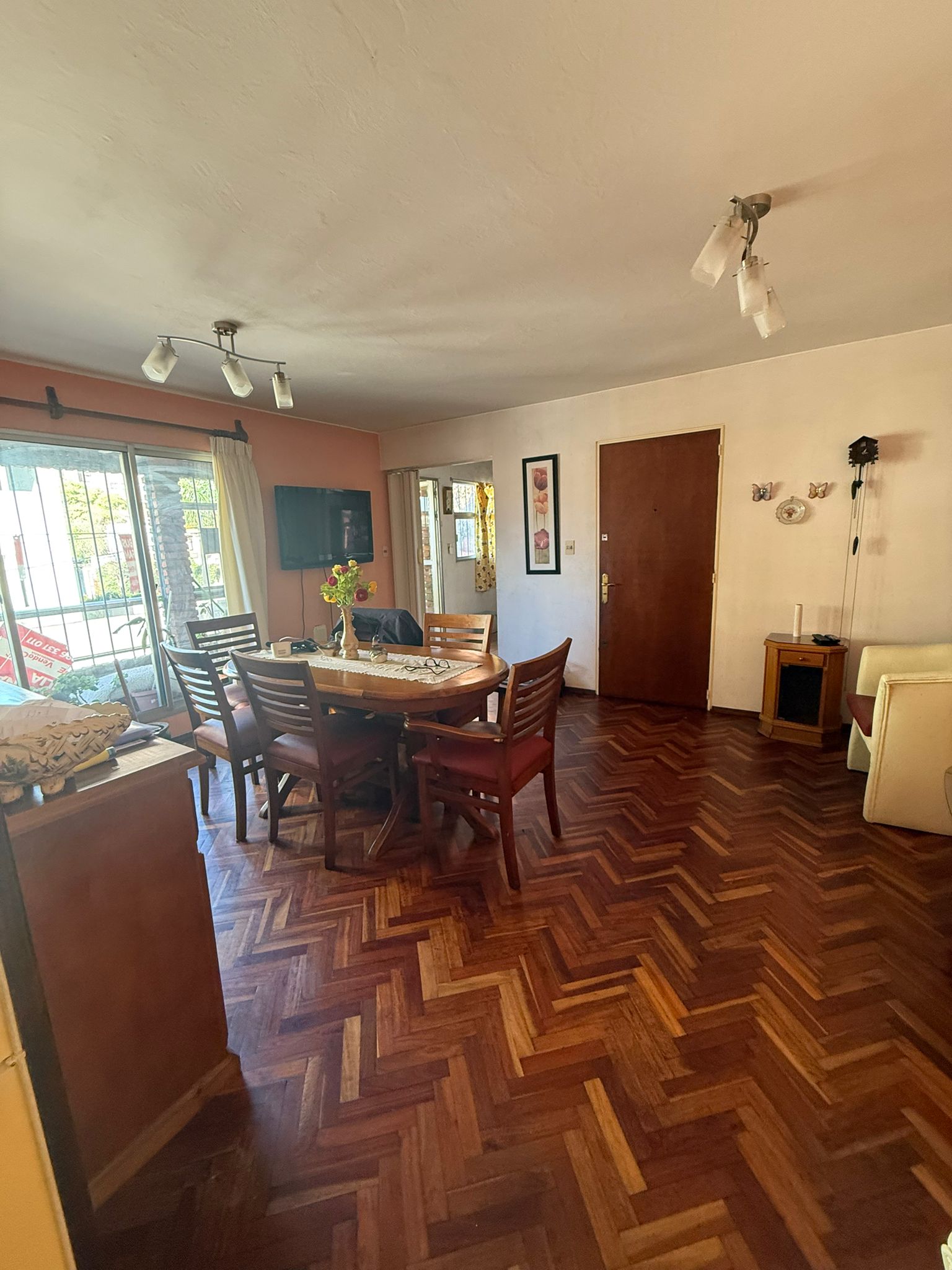  VENTA APARTAMENTO POCITOS CON SALDO EN ANV