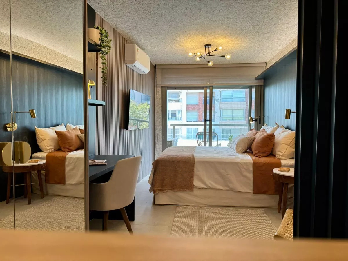  Alquiler monoambiente amueblado en Punta Carretas Edificio Mirage