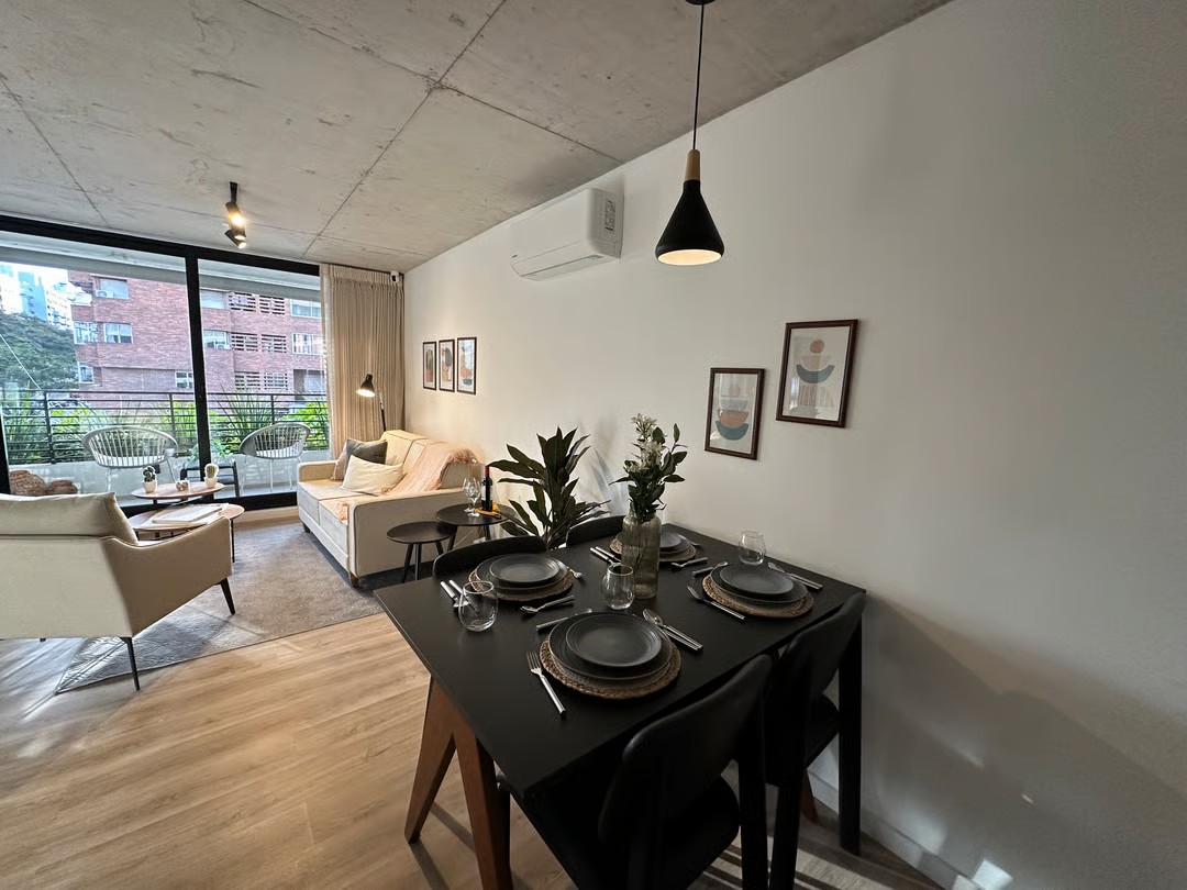  Venta Apartamento 3 Dormitorios en Aguada - 01 Libertador