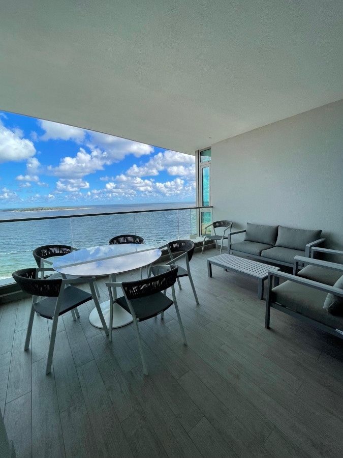  Venta Apartamento 3 dormitorios Fendi Chateau Playa Mansa Punta del Este