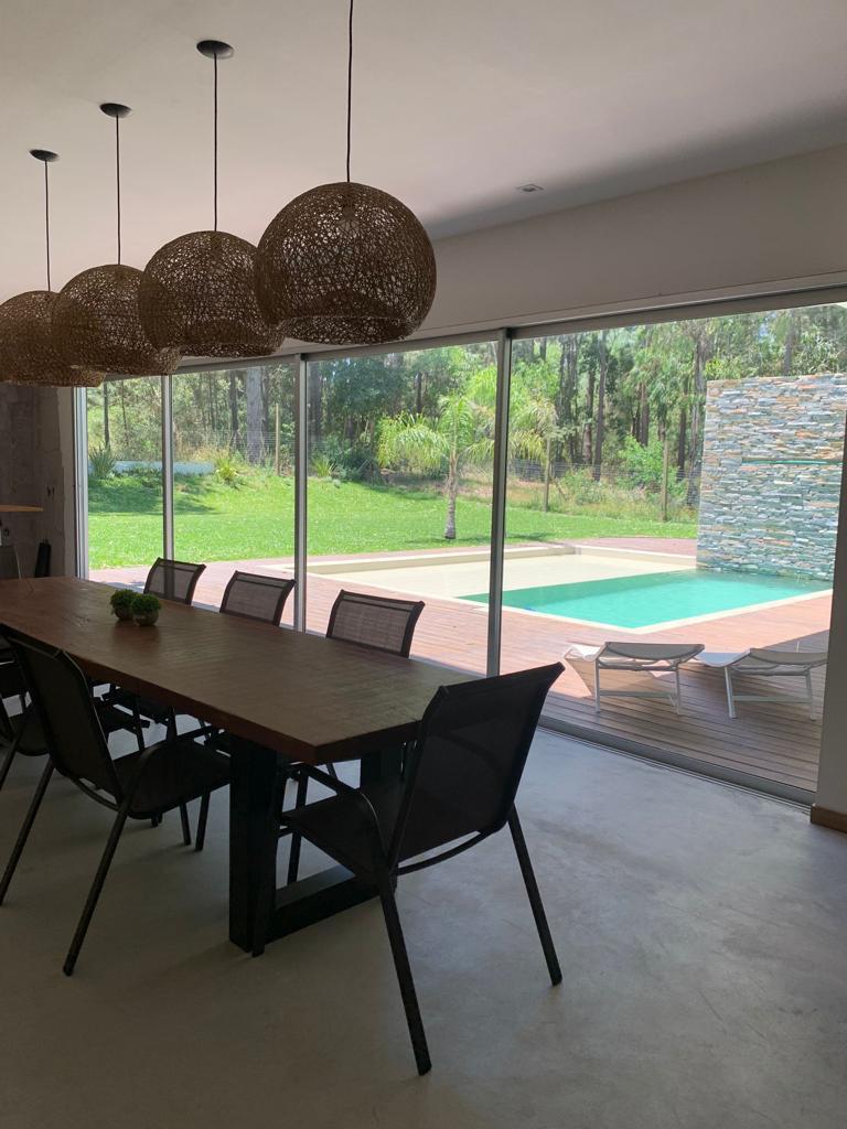  Alquiler de Verano Moderna y amplia casa para pasar unas vacaciones excelentes!! 