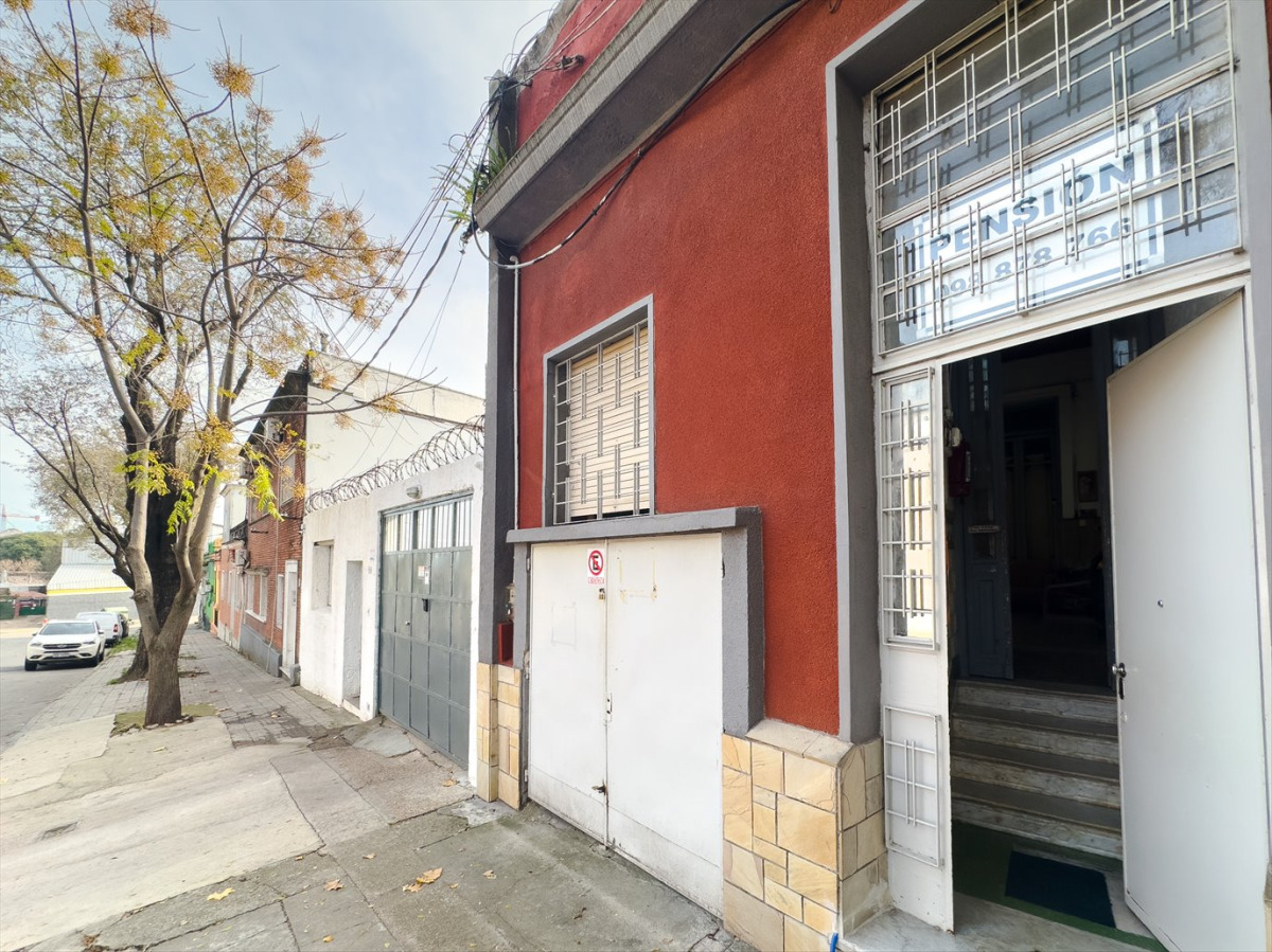  VENTA DE CASA 14 HABITACIONES CON LLAVE DE PENSIÓN INCLUÍDA