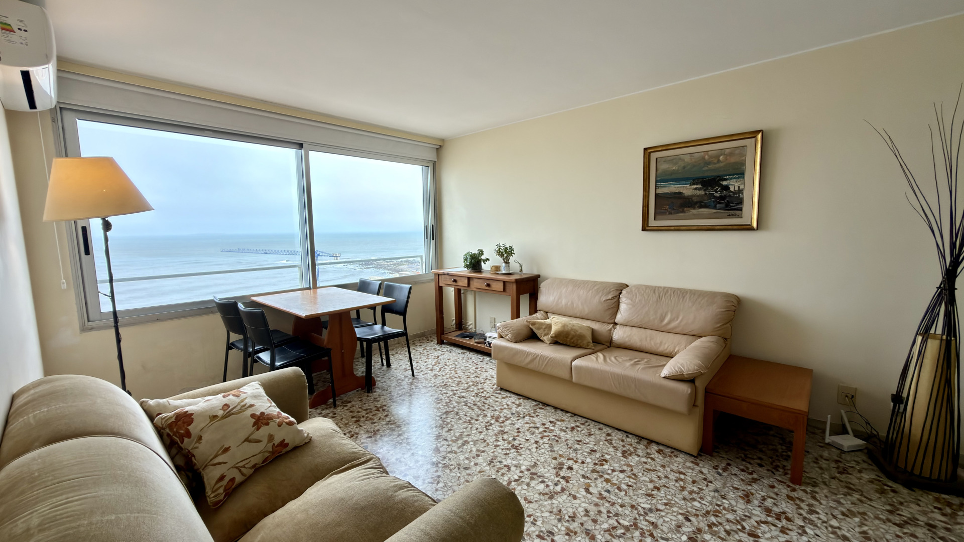  Apartamento en venta en Edificio Apolo | Vista a Isla de Lobos
