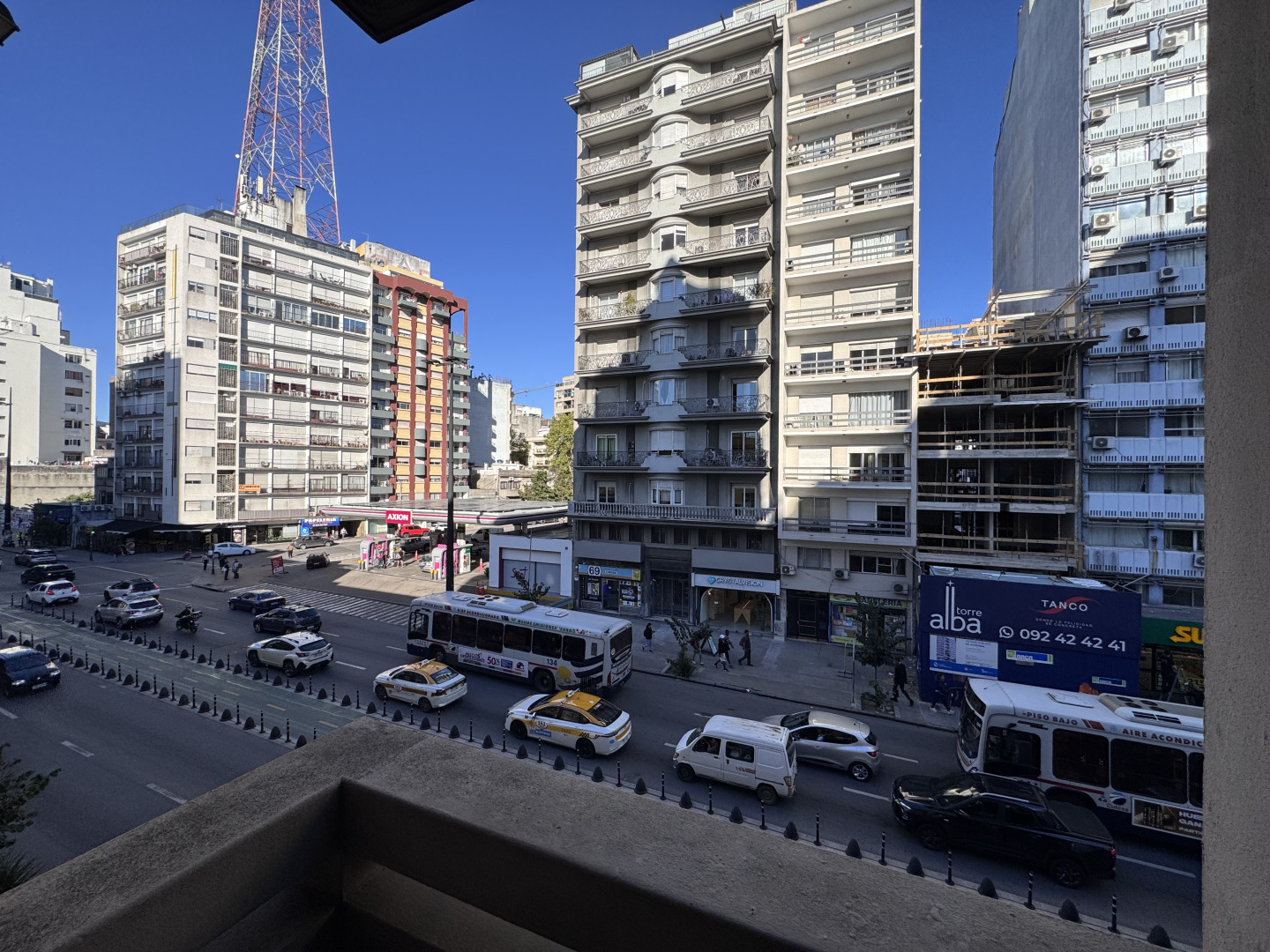  Apartamento en Alquiler en Tres Cruces 