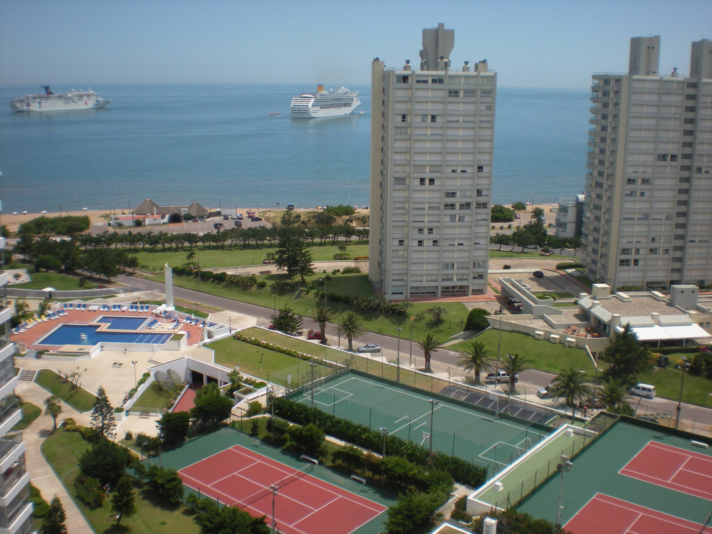  Apartamento en Venta y Alquiler temporario Lincoln Center - Punta del Este