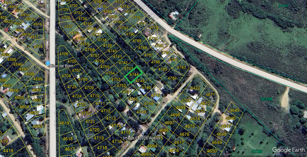  Venta Terreno 423mts2.,Playa Hermosa, Piriápolis ,Maldonado.