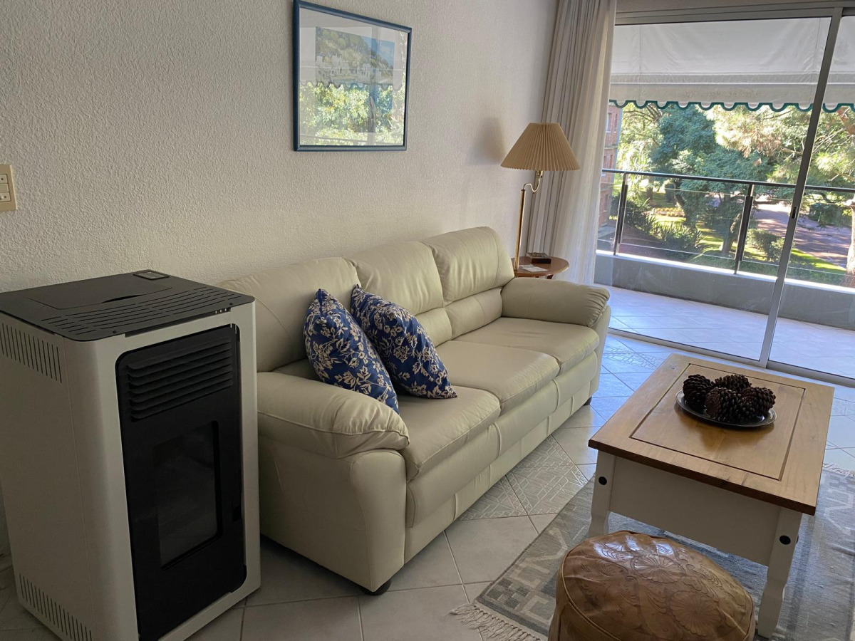  Venta de apartamento en inmejorable zona 