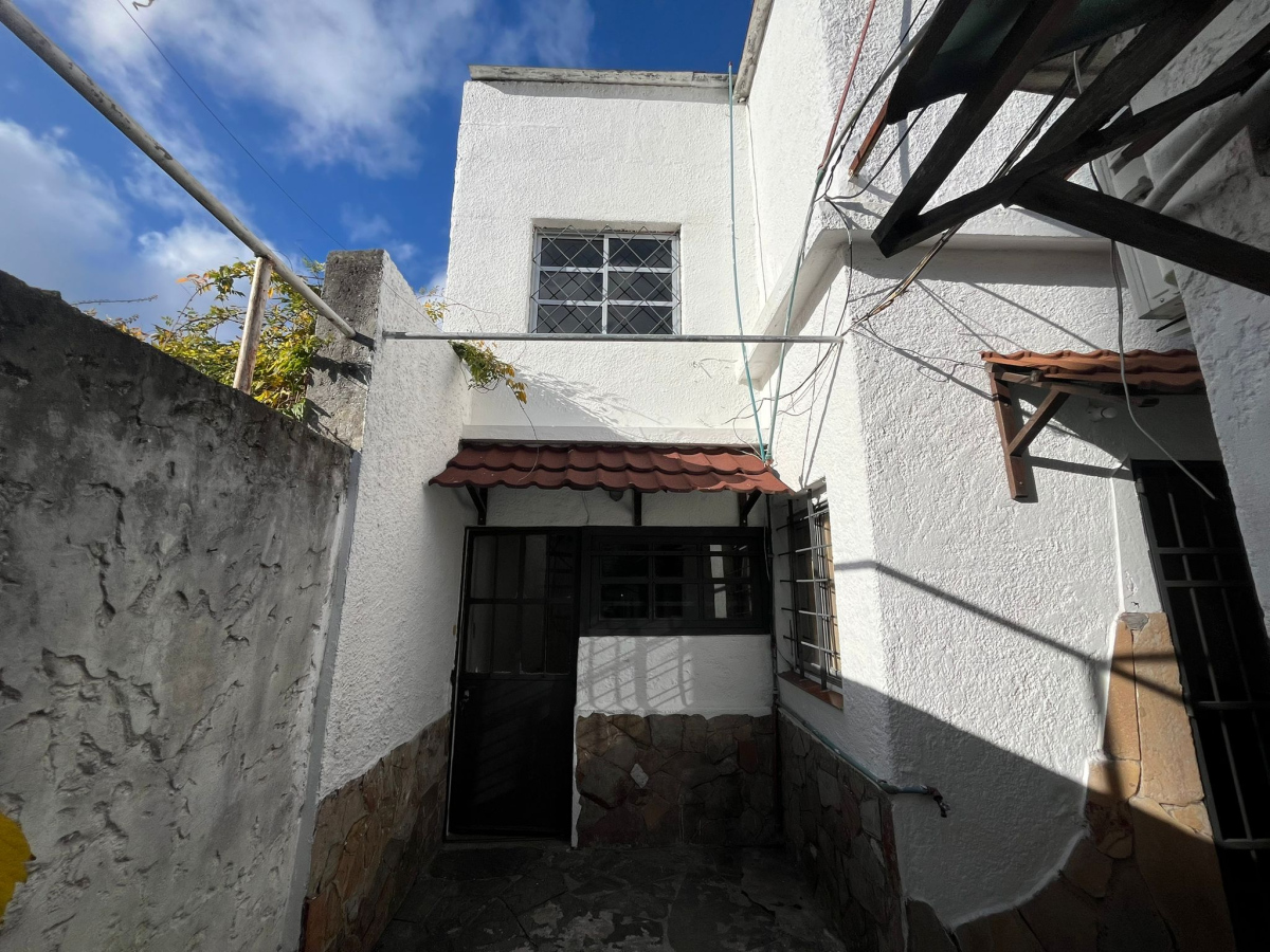  Venta Apartamento Tipo Casa 1 Dormitorio, Parrillero, Parque Batlle, T