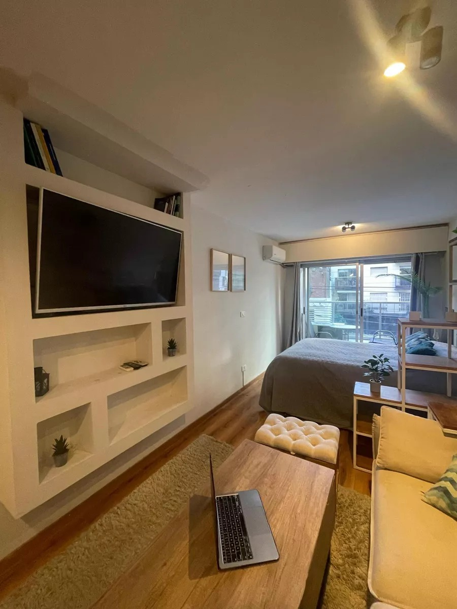  Alquiler Apartamento Monoambiente Balcón, Piscina Parrillero Gimnasio Punta Carretas, T