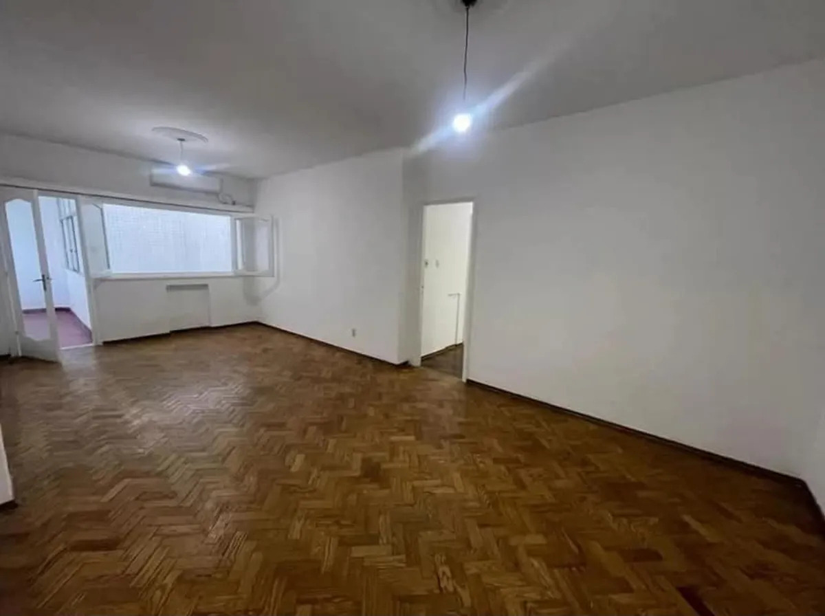  Alquiler Apartamento 4 Dormitorios, Centro, T