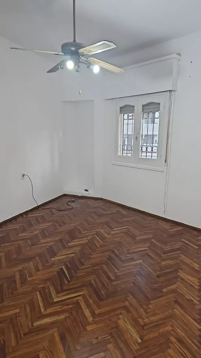  Apartamento Alquiler 2 Dormitorios, Patio. Mascotas, Parque Rodó, Montevideo.  