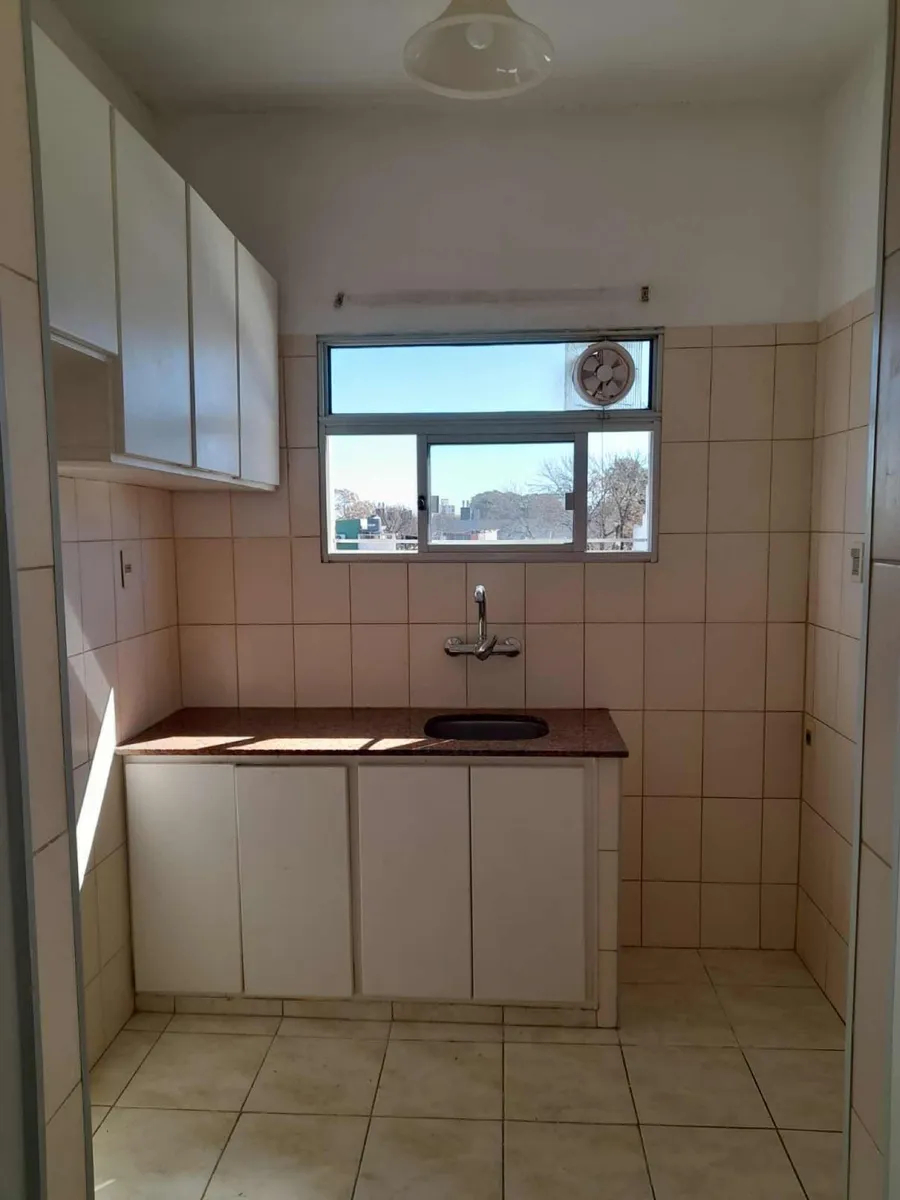  Alquiler Amplio Apartamento en La Blanqueada, T