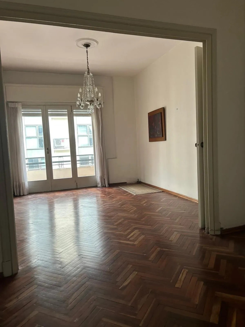  Venta Ap 3 Dormitorios, 2 Baños, Teraza, Centro. H