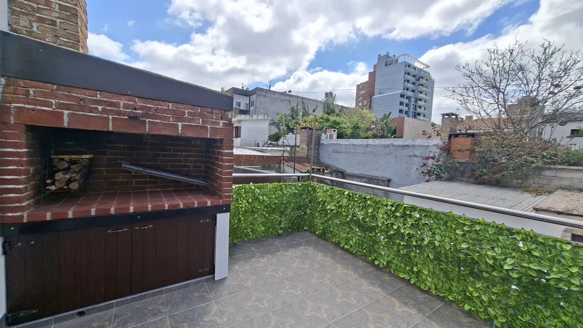  Alquiler Casa a estrenar, 2 Dorm, Parrillero, Villa Dolores, Montevideo