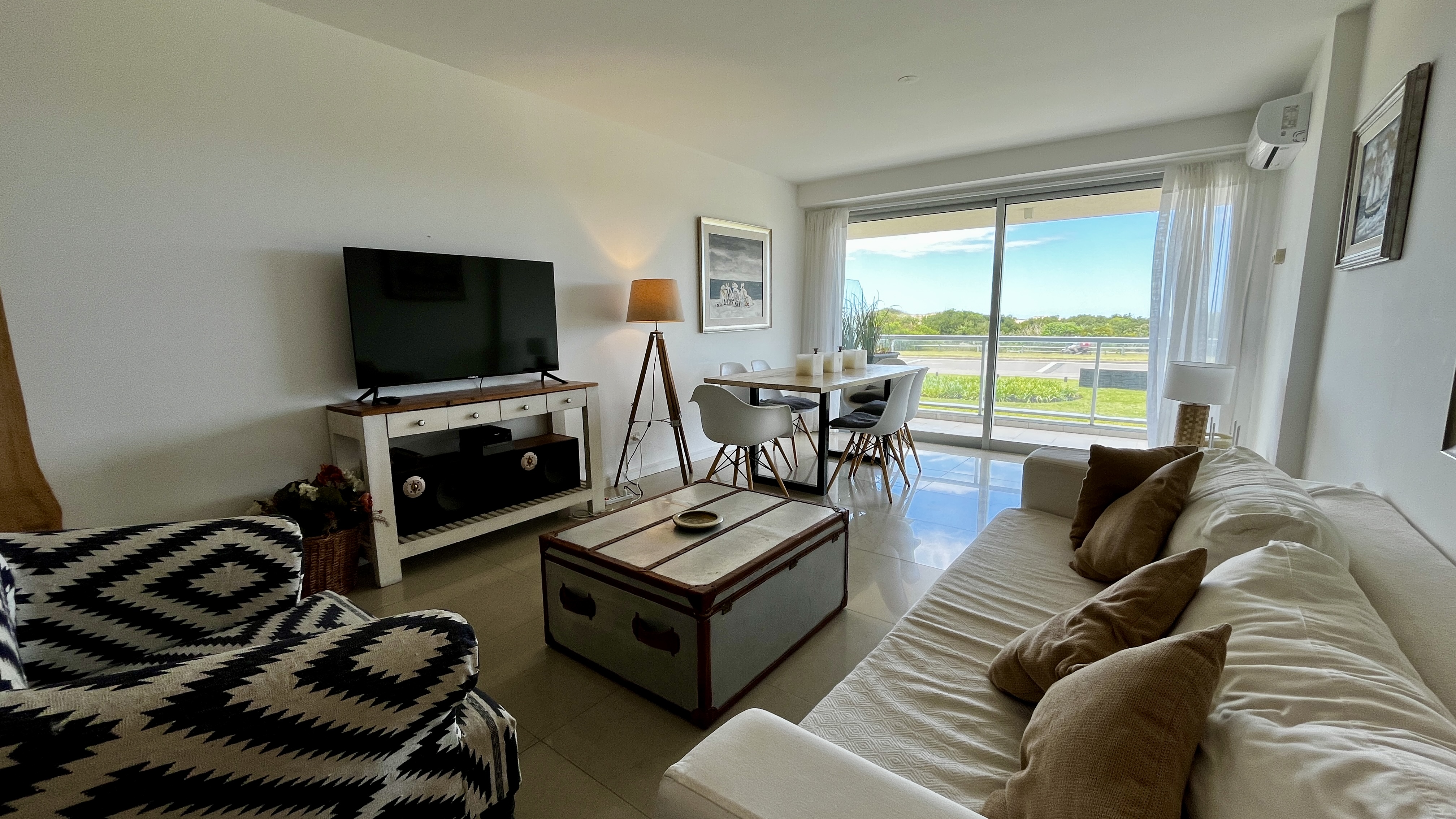  Apartamento en venta - Playa Brava, primera línea
