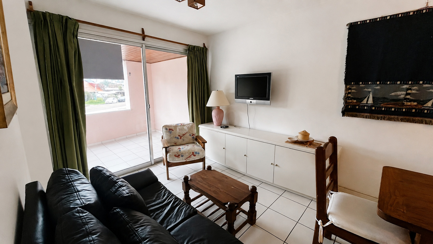  APARTAMENTO EN VENTA EN PLAYA MANSA, 2 DORMITORIOS EN ZONA VERDE