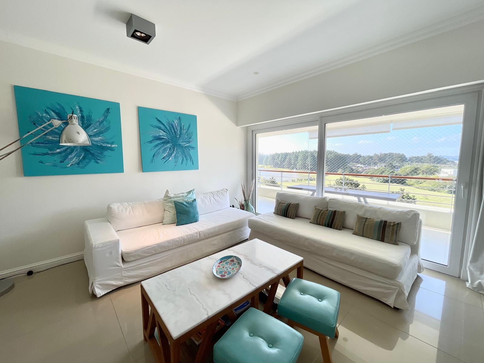  Apartamento en venta de dos dormitorios playa mansa